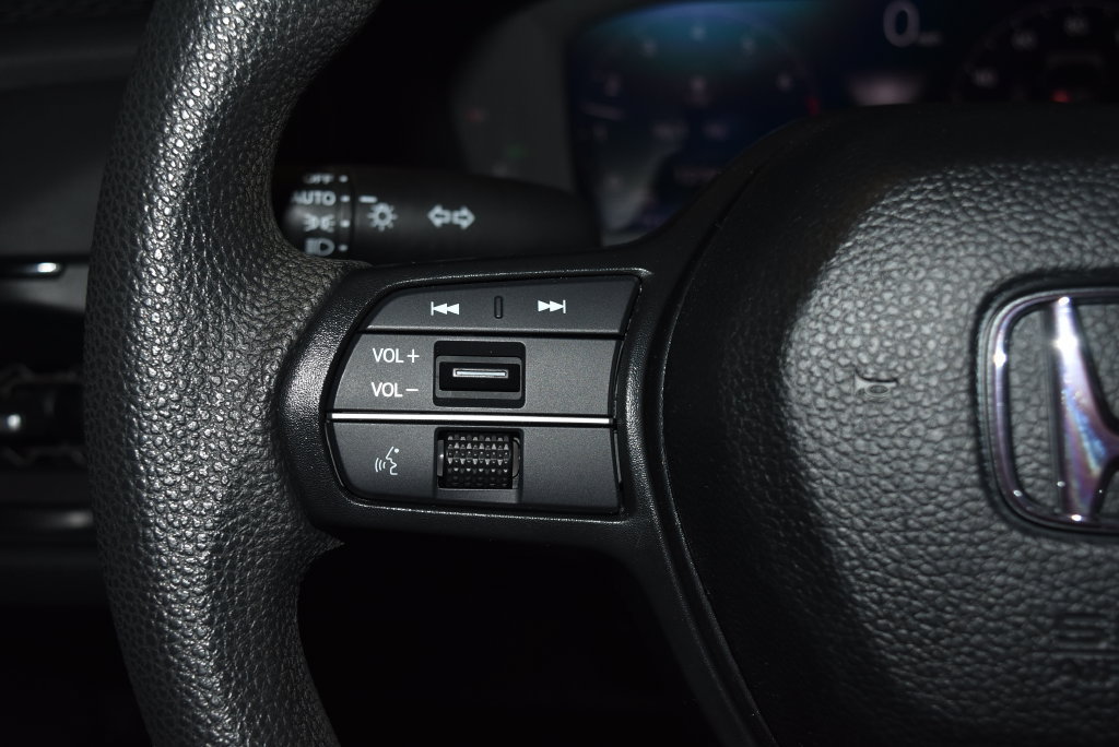 Used 2024 Honda Accord EX image 7