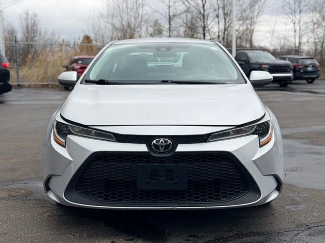 Used 2020 Toyota Corolla LE image 2