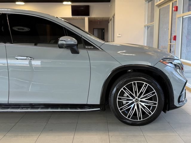 Used 2023 Mercedes-Benz EQS 580 4MATIC SUV image 16