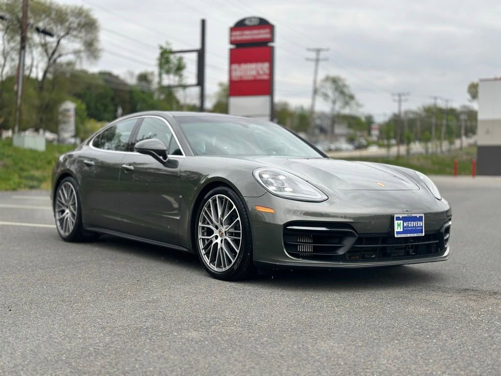 Used 2022 Porsche Panamera 4 AWD/4WD image 9