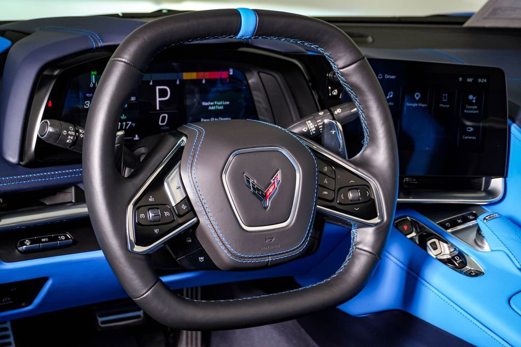 Used 2025 Chevrolet Corvette Stingray Premium Cpe w/ Z51 Performance Package RWD image 21