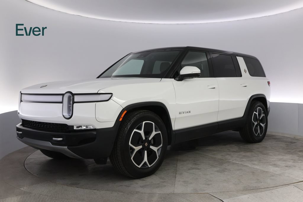 Used 2024 Rivian R1S Adventure AWD/4WD image 2