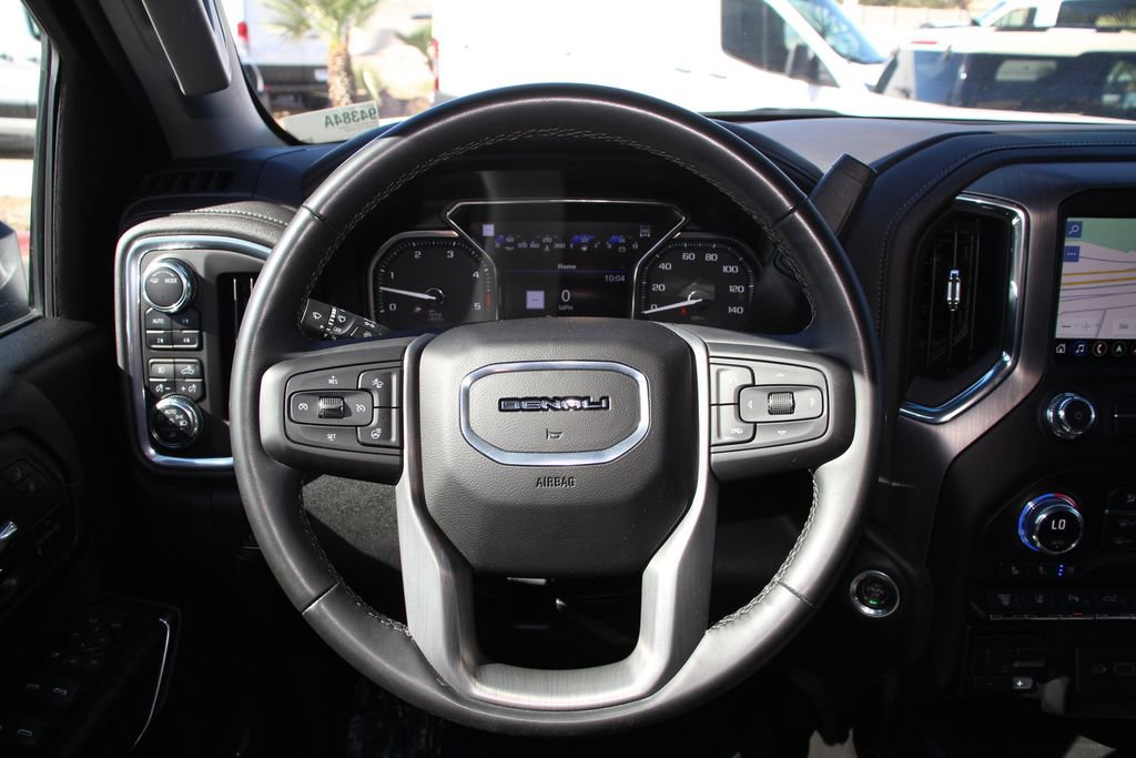 Used 2023 GMC Sierra 2500 Denali image 16
