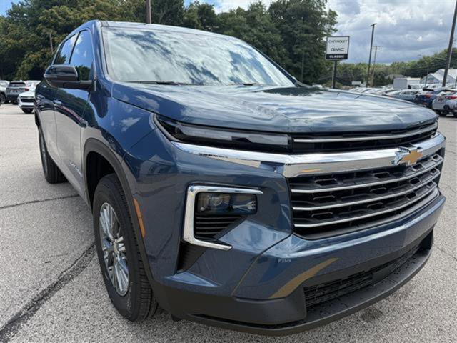 New 2026 Chevrolet Traverse LT w/ LPO, Floor Liner Package image 9