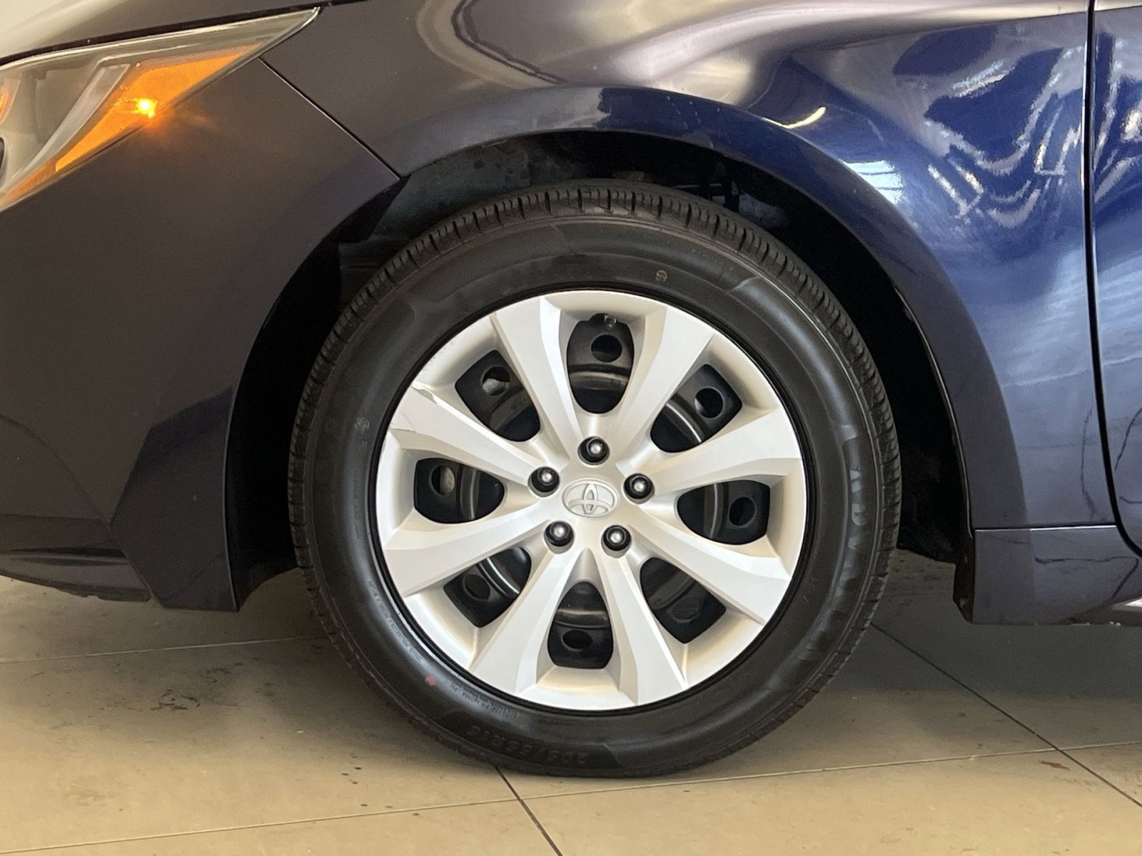 Used 2022 Toyota Corolla LE FWD image 11