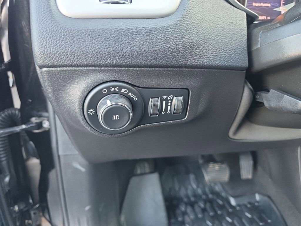 Used 2020 Jeep Compass High Altitude image 22