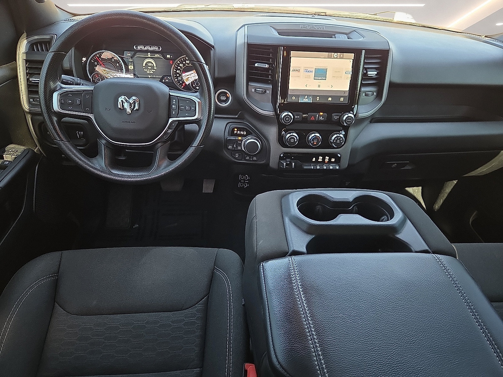 Used 2025 RAM 1500 Warlock AWD/4WD image 11
