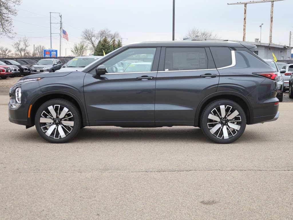 New 2025 Mitsubishi Outlander SEL image 6