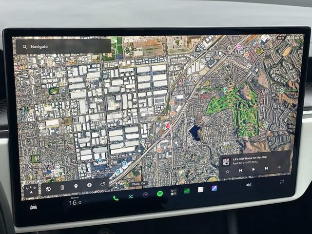 Used 2022 Tesla Model X Plaid AWD/4WD image 10