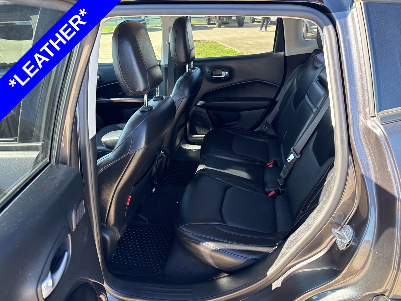 Used 2017 Jeep Compass Trailhawk w/ Leather Interior Group image 6