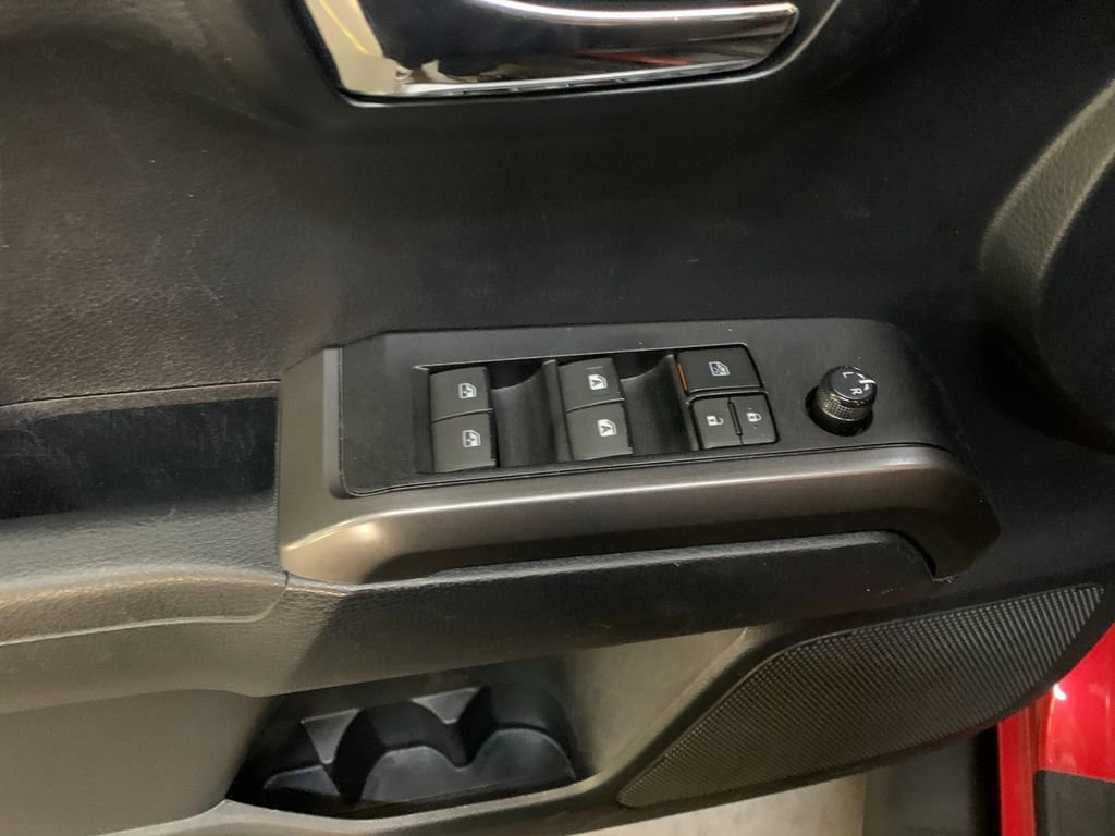 Used 2019 Toyota Tacoma TRD Sport image 13