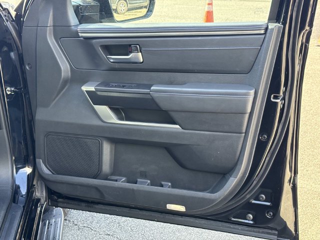 Used 2024 Toyota Sequoia Platinum AWD/4WD image 8
