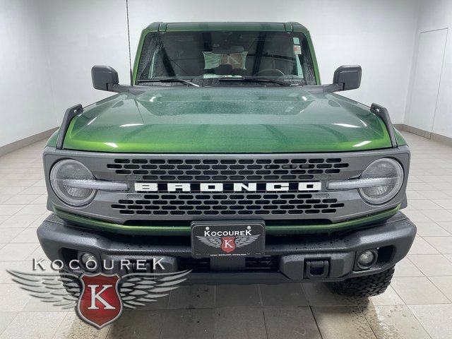 New 2025 Ford Bronco Badlands image 2