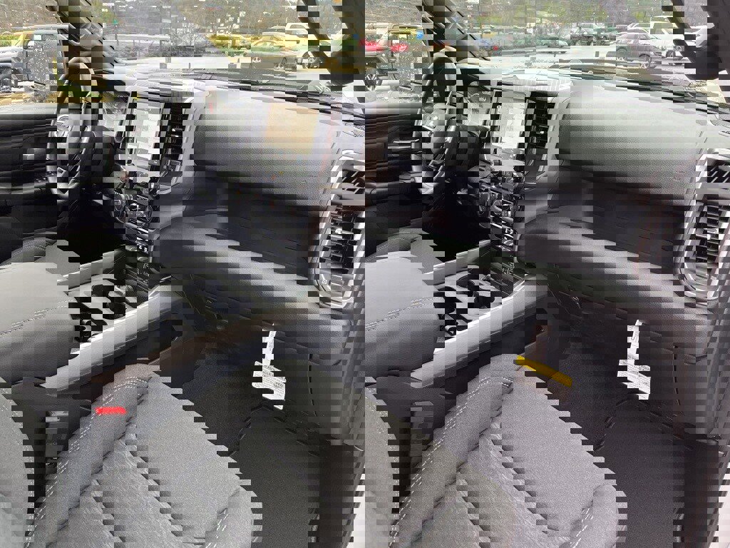 New 2026 RAM 1500 Express image 29