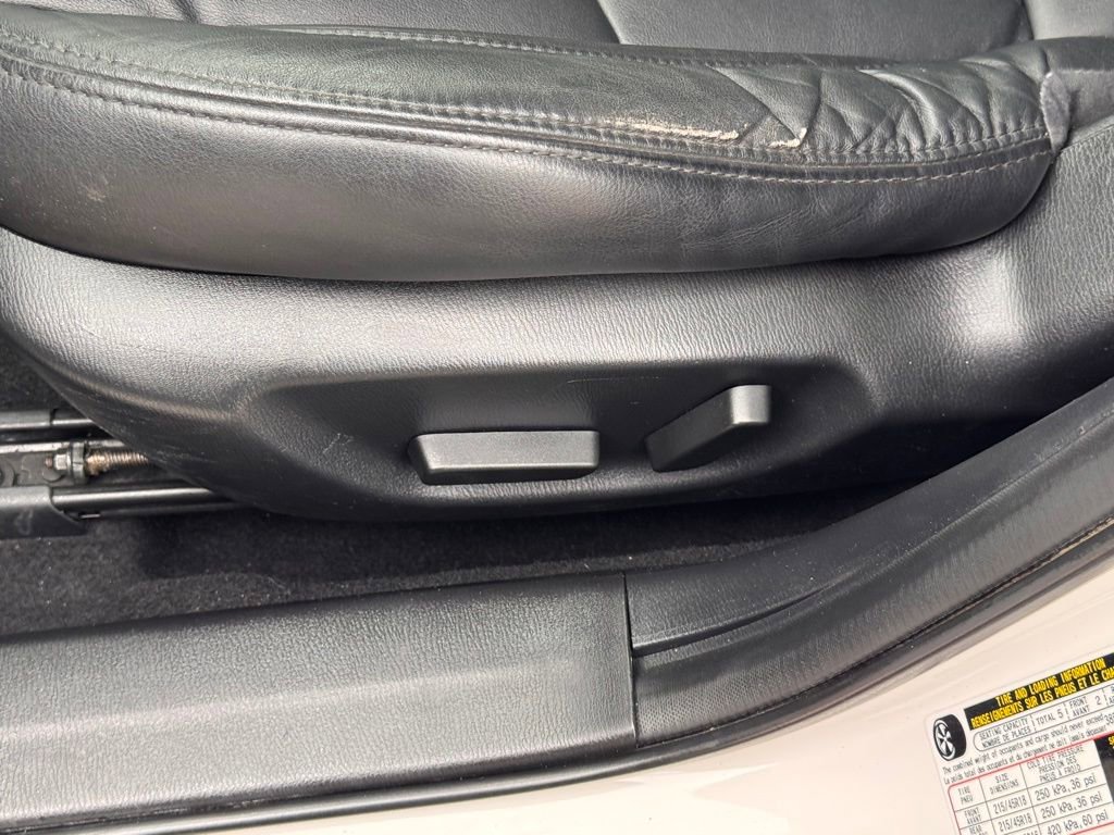 Used 2017 MAZDA MAZDA3 Touring FWD image 12