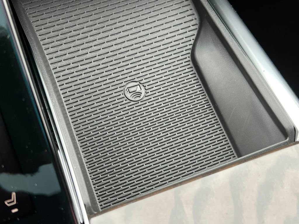 New 2026 Cadillac Escalade Platinum Sport w/ LPO, ONYX Package image 33