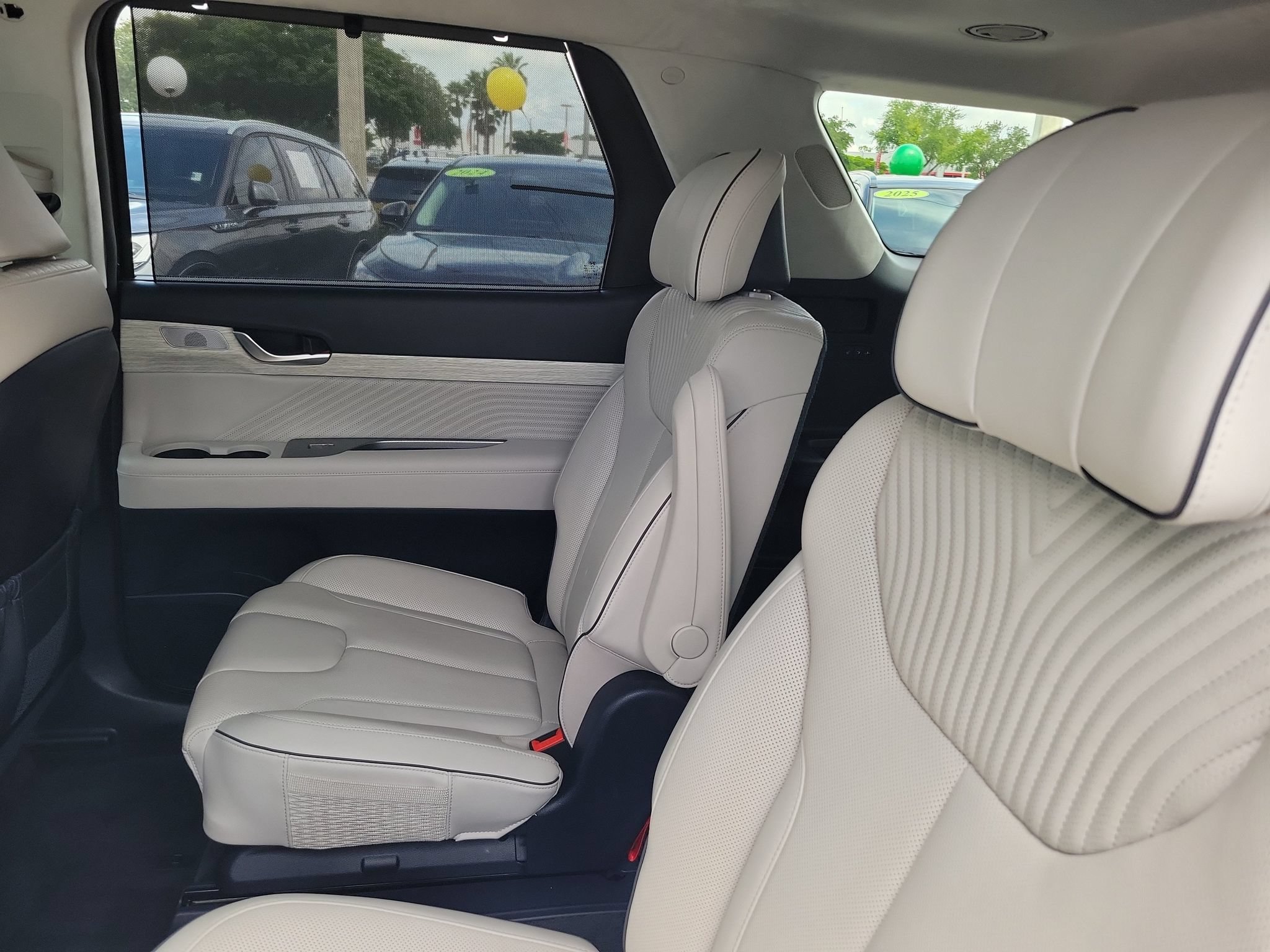 Used 2023 Hyundai Palisade Calligraphy AWD/4WD image 11
