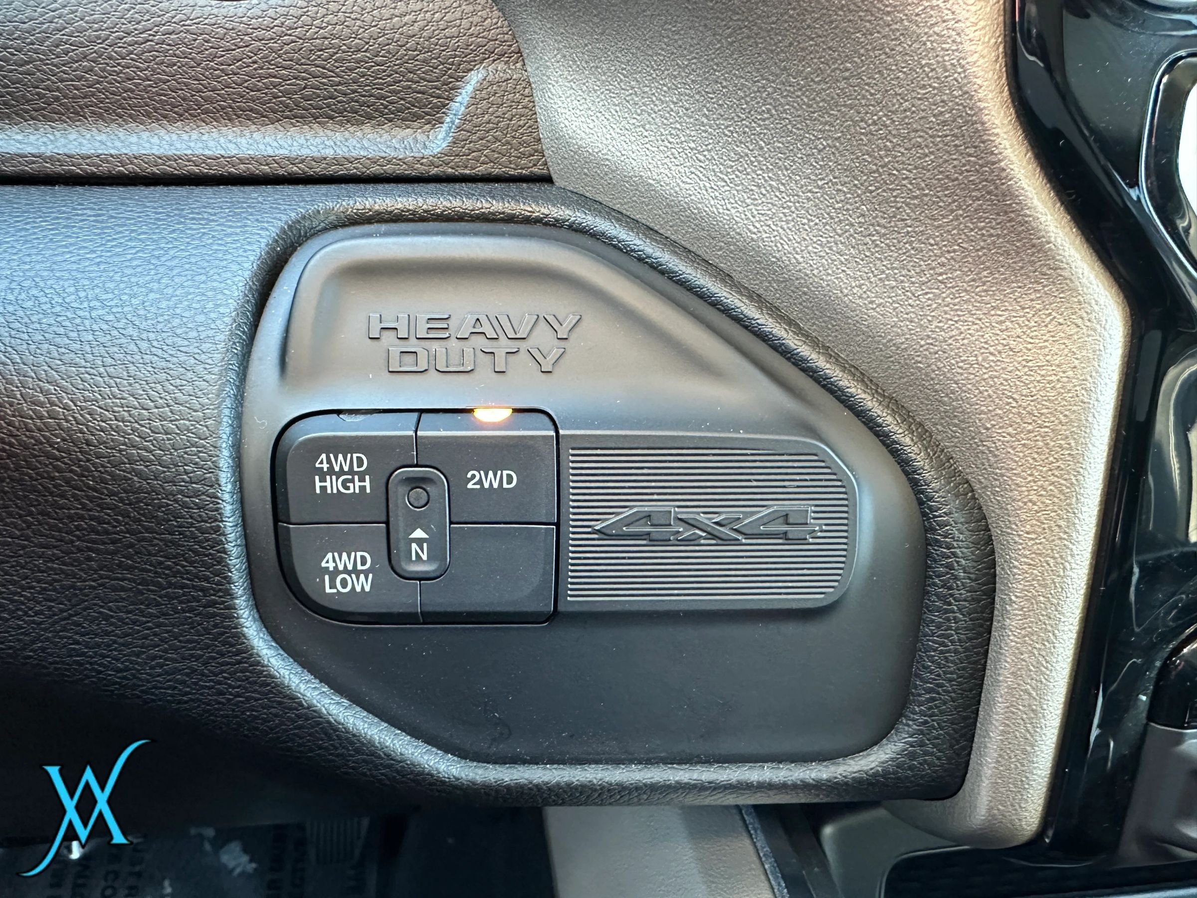 Used 2024 RAM 2500 Laramie AWD/4WD image 45