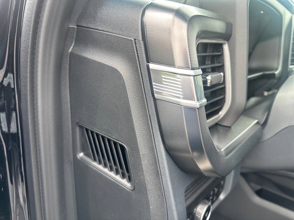 New 2025 Ford F250 Platinum image 24