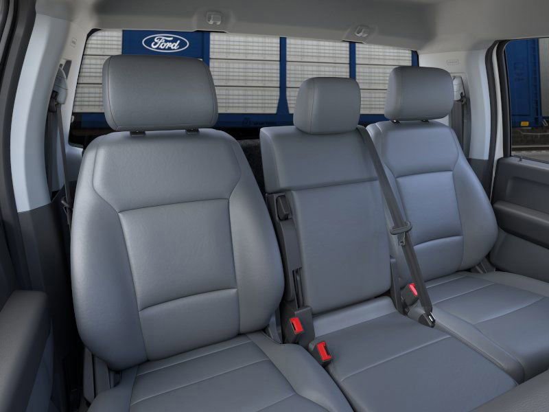 New 2025 Ford F550 4x4 Regular Cab Super Duty image 10