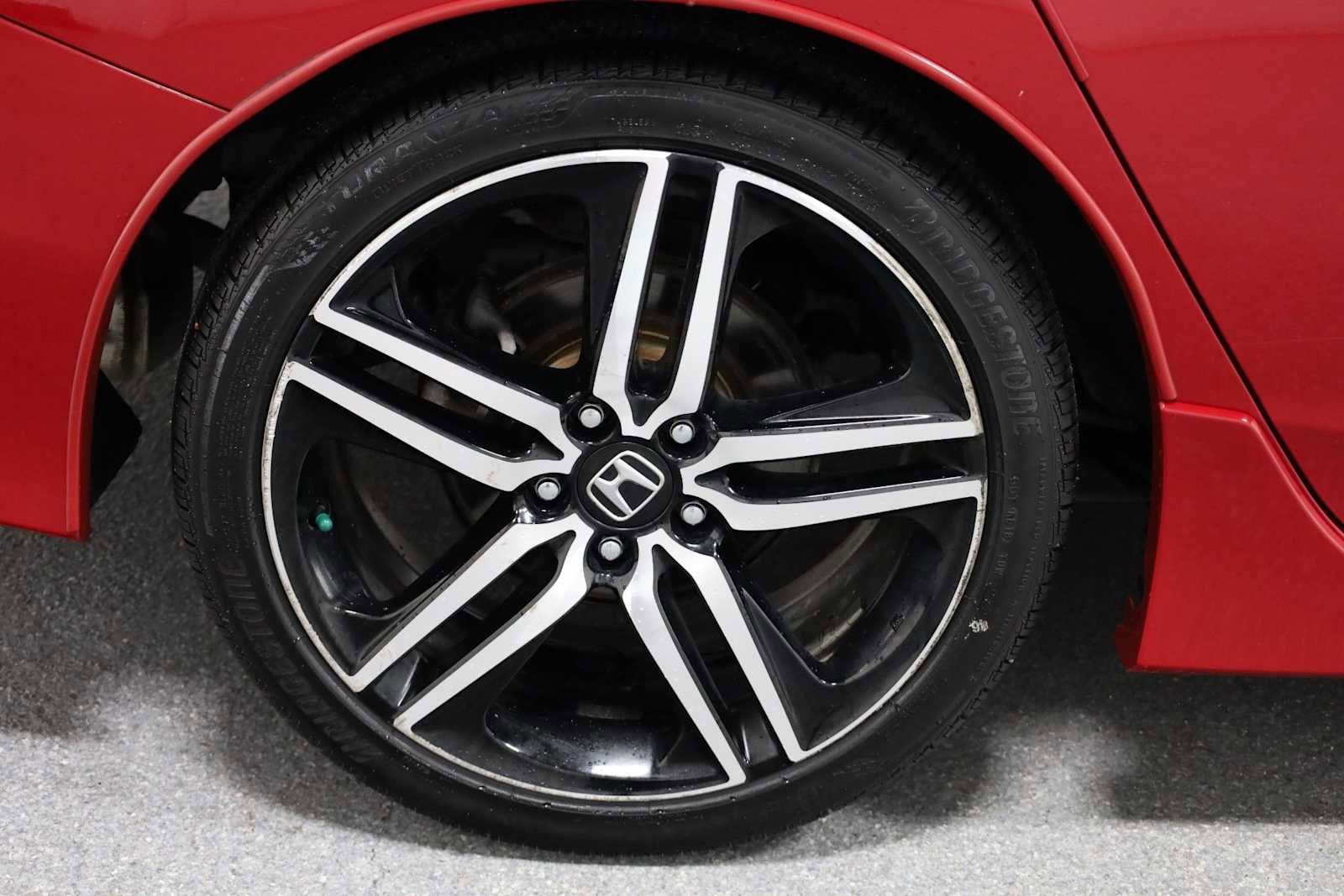 Used 2016 Honda Accord Sport image 34