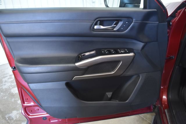 Used 2023 Nissan Pathfinder Platinum w/ Lighting Package (N93) image 20