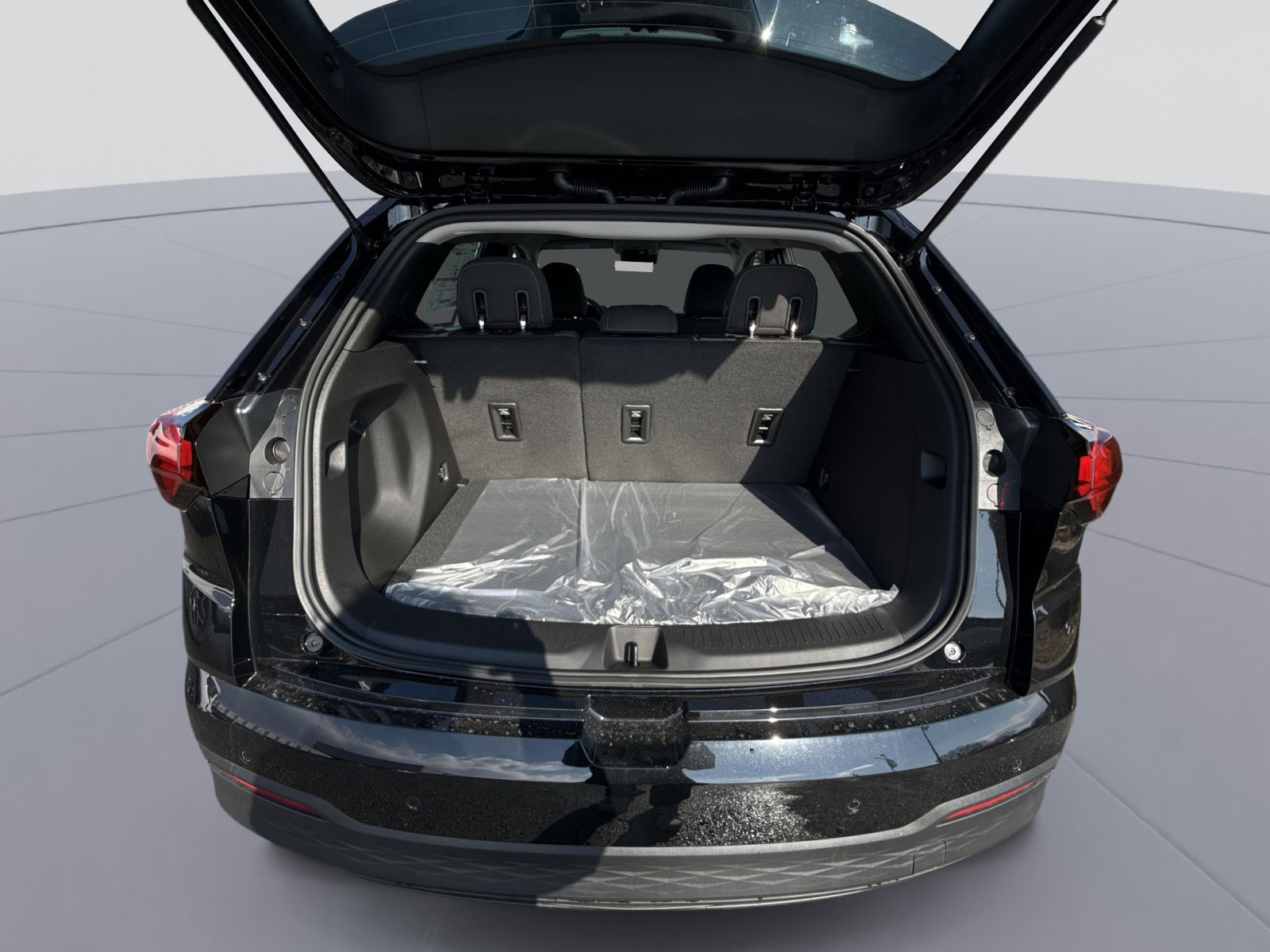 New 2027 Chevrolet Bolt LT w/ Comfort Package FWD image 25