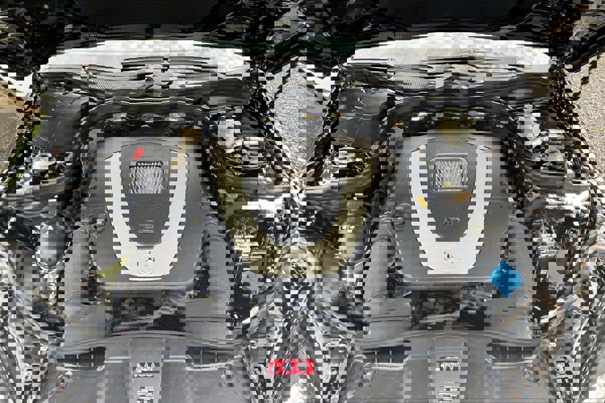 Used 2011 Mercedes-Benz E 350 4MATIC Sedan image 28