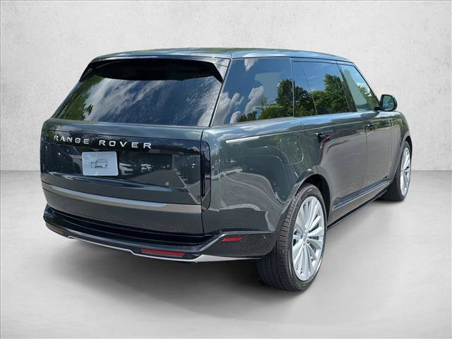 New 2025 Land Rover Range Rover Long Wheelbase SE image 5