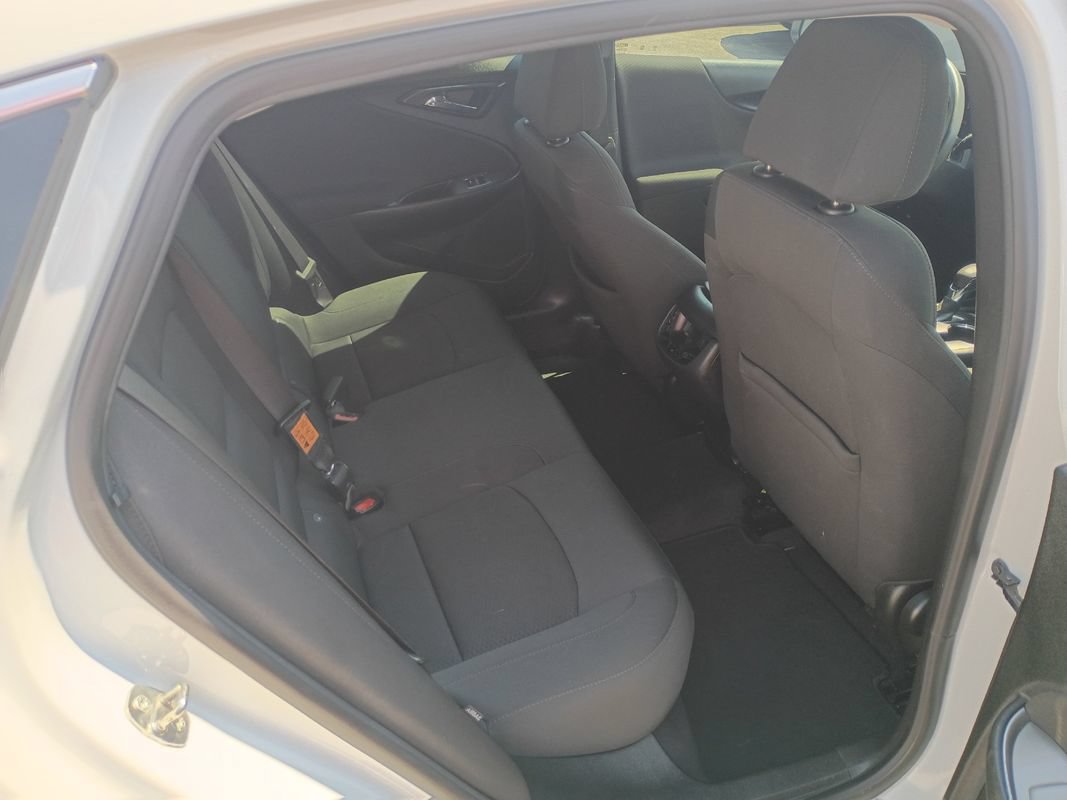 Used 2021 Chevrolet Malibu LT FWD image 15