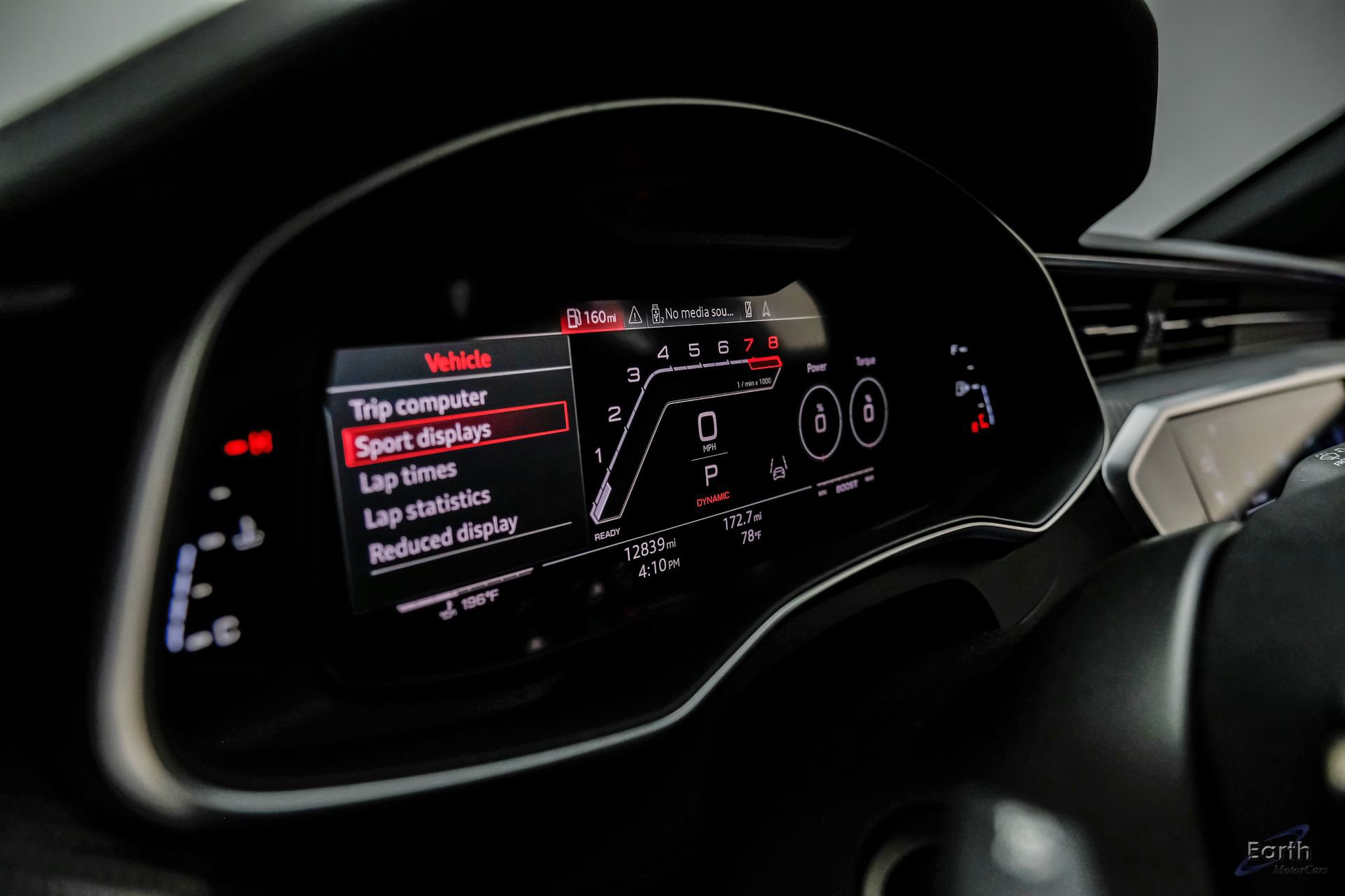 Used 2023 Audi RS 6 w/ Black Optic Package image 40