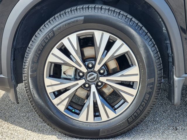 Certified 2023 Nissan Rogue SV image 7