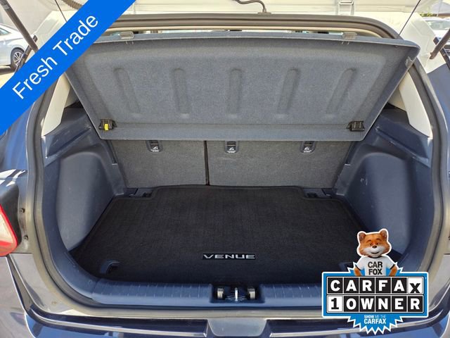 Used 2020 Hyundai Venue FWD image 13
