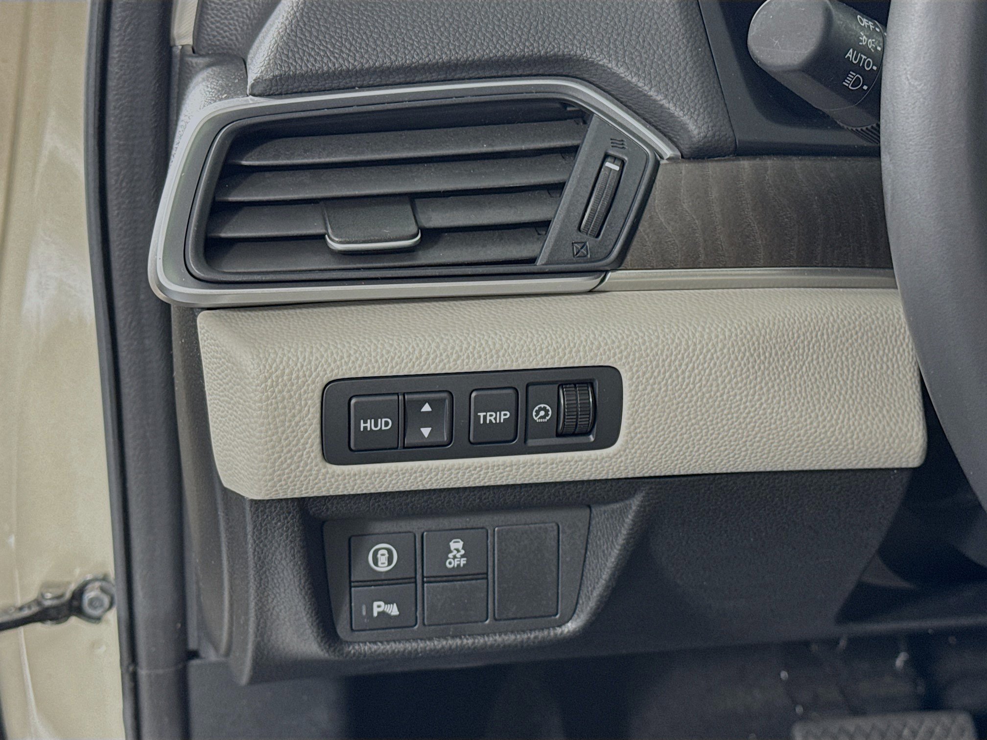 Certified 2019 Honda Accord Touring image 10