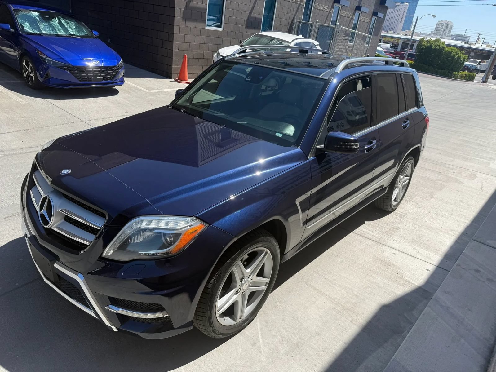 Used 2013 Mercedes-Benz GLK 250 BlueTEC 4MATIC image 11