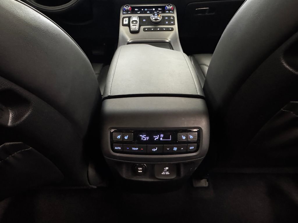 Used 2023 Hyundai Palisade Calligraphy image 30