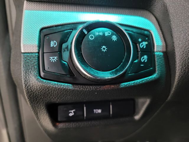 Used 2014 Ford Explorer XLT w/ Equipment Group 202A image 39