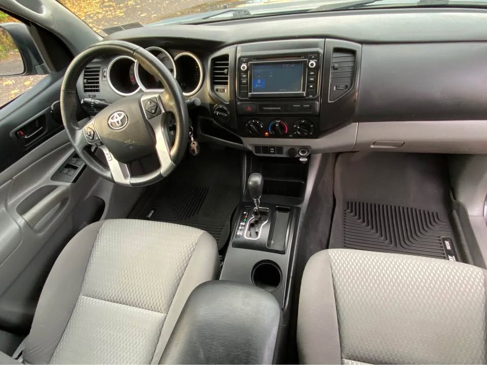 Used 2015 Toyota Tacoma 4x4 Double Cab image 11