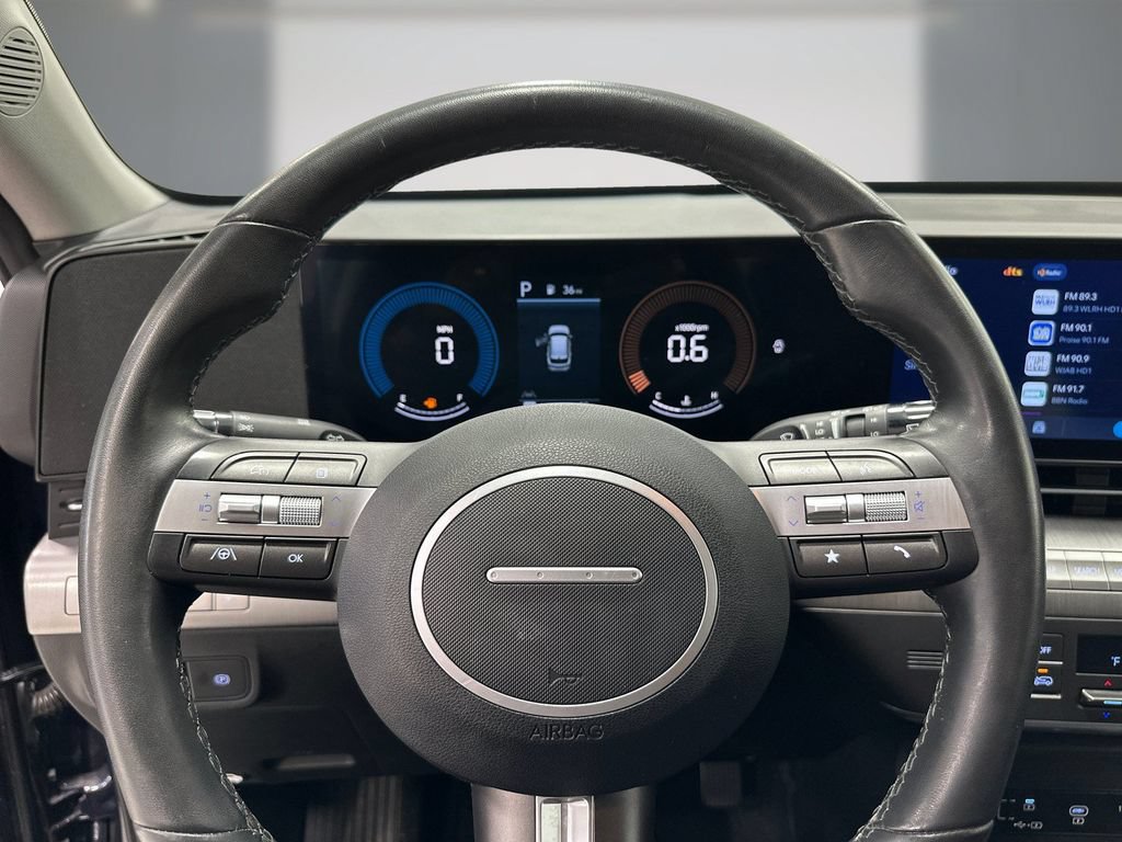 Certified 2025 Hyundai Kona SEL FWD image 23