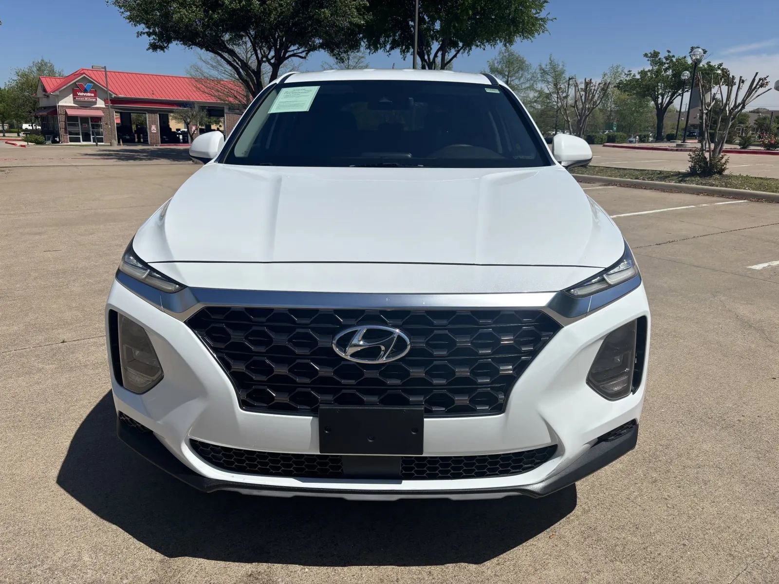 Used 2019 Hyundai Santa Fe SE FWD image 2