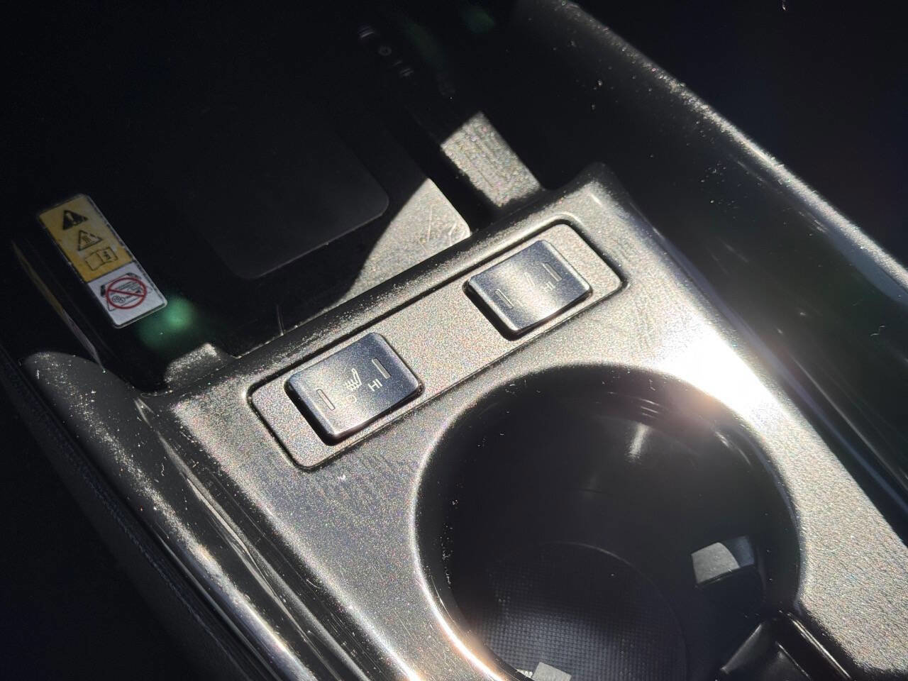 Used 2021 Toyota Prius FWD image 23