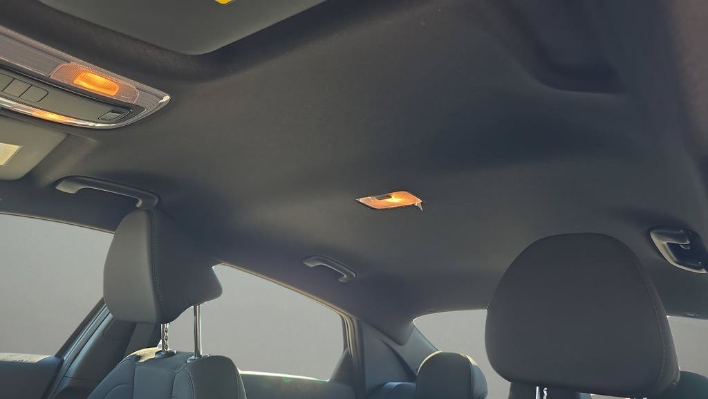 New 2026 Hyundai Elantra Sport FWD image 15