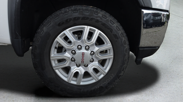 Used 2022 GMC Sierra 2500 SLE w/ SLE Value Package; AWD/4WD image 34