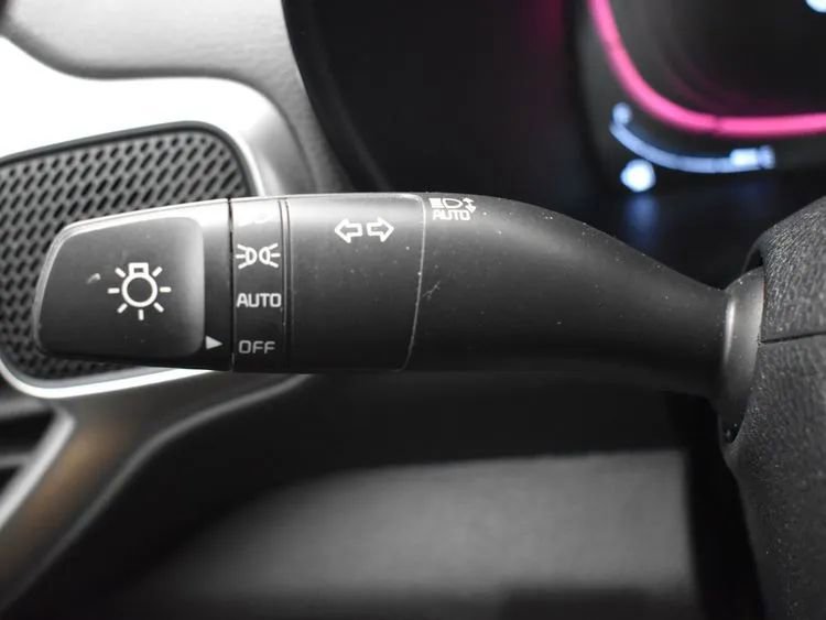 Used 2025 Kia Soul LX w/ LX Technology Package image 25