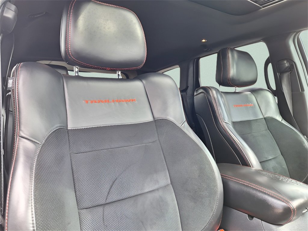 Used 2017 Jeep Grand Cherokee Trailhawk image 28