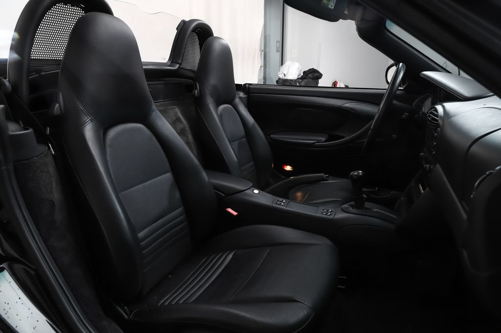 Used 1999 Porsche Boxster RWD image 9