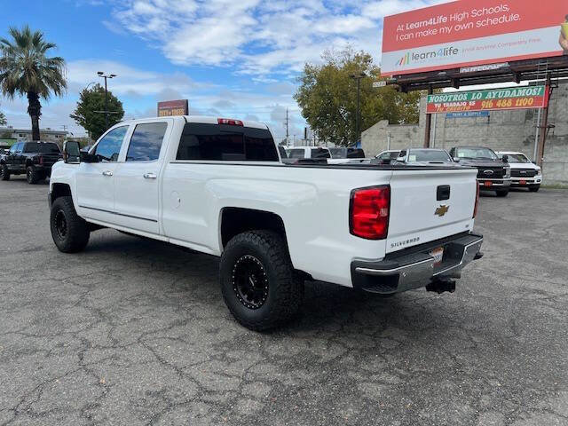 Used 2015 Chevrolet Silverado 2500 LTZ w/ Duramax Plus Package image 5