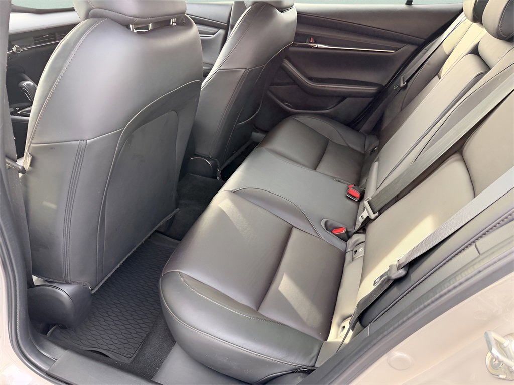 Used 2023 MAZDA MAZDA3 s image 31