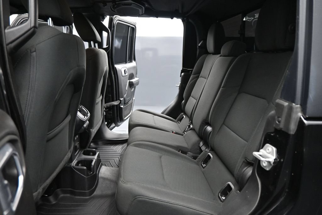Used 2022 Jeep Gladiator Sport AWD/4WD image 18