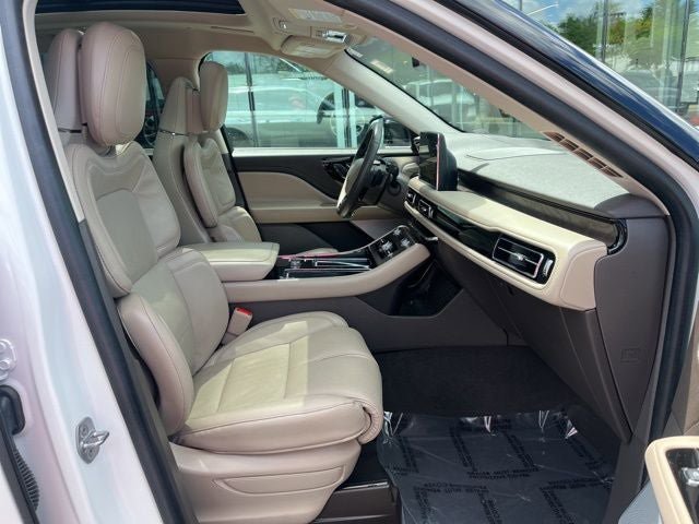 Used 2023 Lincoln Aviator Reserve w/ Equipment Group 201A image 22